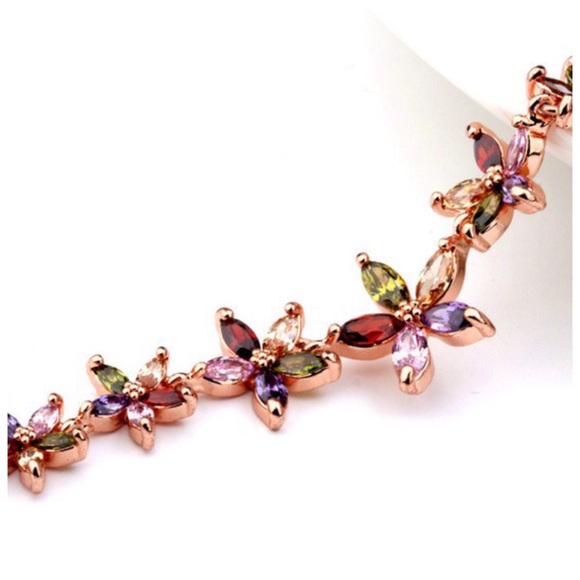 Swarovski Crystals Gaby Colorful Necklace - Picture 3 of 6